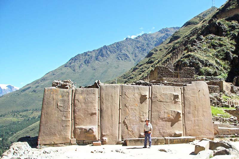 Porphyry stones in Ollantaytambo